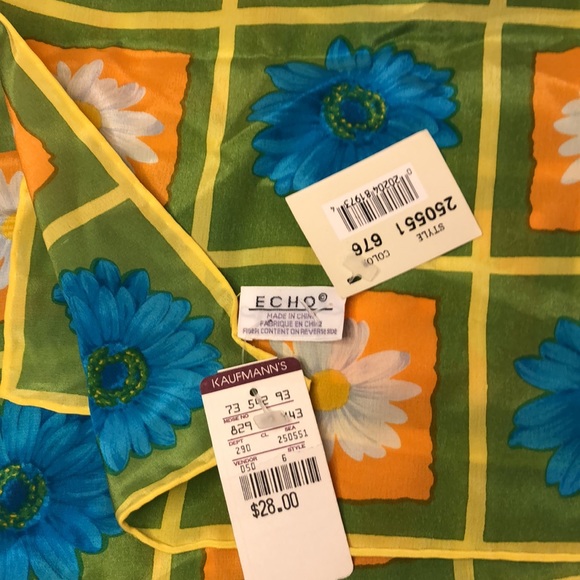 ECHO vintage silk scarf - Picture 5 of 5